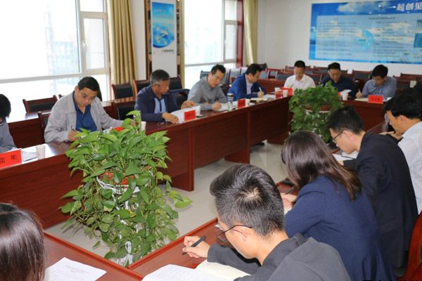 泓源公司党委理论中心组举行（扩大）学习会议(图2)